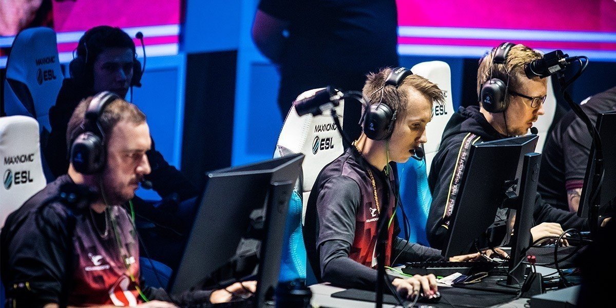 Comandos do console no CSGO