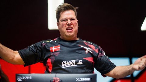 Worthy of the grand final FaZe Clan sends Team Spirit home in a nailbiting thriller