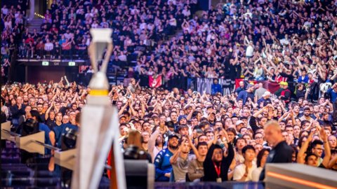G2 Esports sends MOUZ home PGL Major Copenhagen quarterfinal disrupted by hooligans