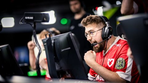 MOUZ vence G2 NAVI e VP também estão fora