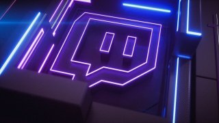 xQc revealed how much Twitch embedded ads earn him