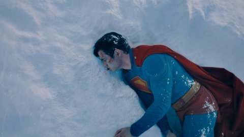 New Superman movie 5 minutes of the movie published