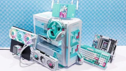 ASUS presented limited edition Miku Hatsune gaming devices
