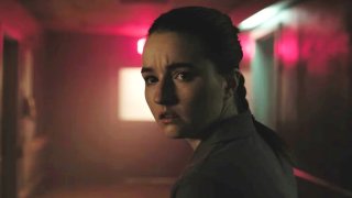 Why The Last of Us Season 2 Opens with Abby Showrunners Explain