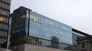 Microsoft Demite Milhares de Funcionários no Mundo Todo