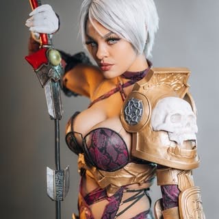 Lucid Belle Modèle de cosplay