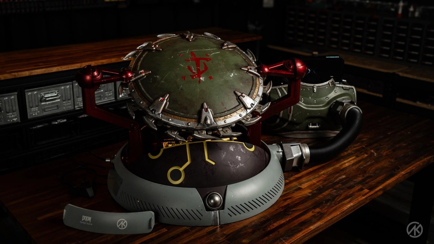 Fan Builds DOOM The Dark Ages Chainsaw Shield Into a Hellishly Cool RTX 5090 Gaming PC
