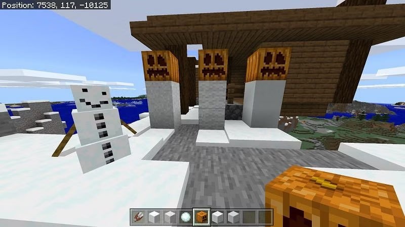 how to make a snow golem in Minecraft