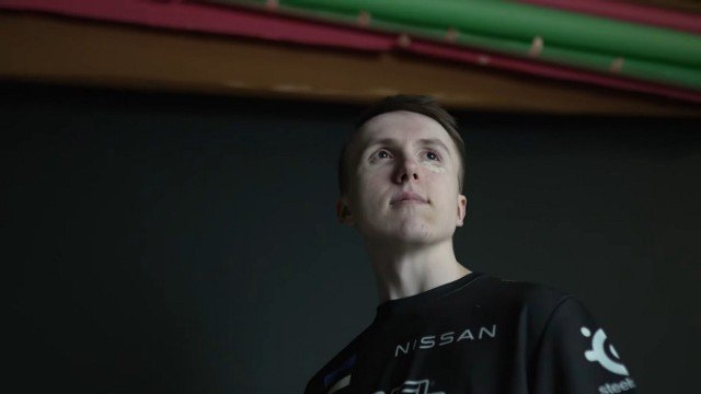 Ropz jogará a temporada de 2025 em um novo time após se despedir da FaZe Clan