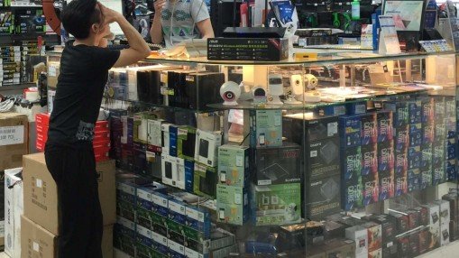 US PC Market Surges 278 Amid Tariff Panic